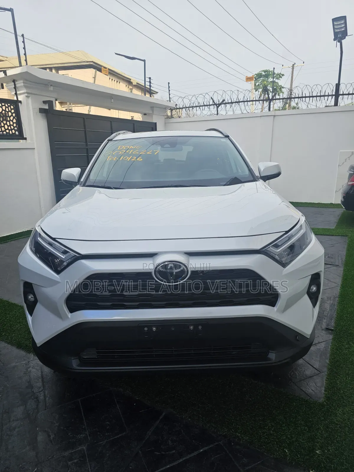 Toyota RAV4 2025 White
