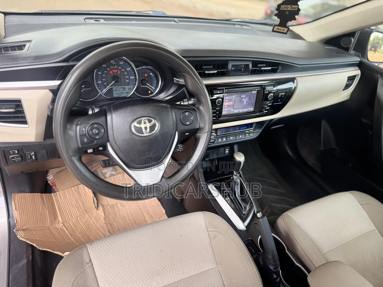 Toyota Corolla LE 4dr Sedan (1.8L 4cyl CVT) 2015 Gray