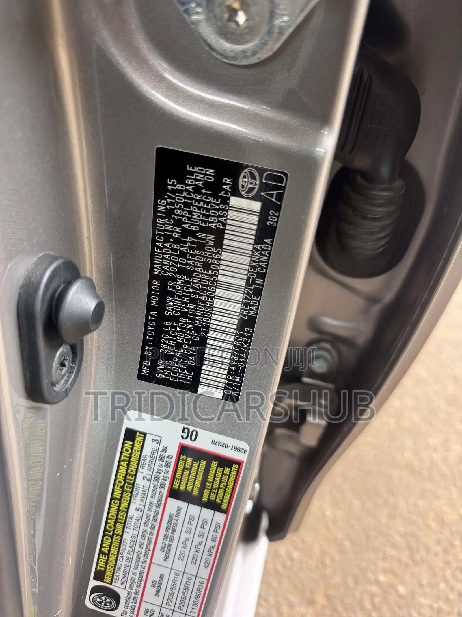 Toyota Corolla LE 4dr Sedan (1.8L 4cyl CVT) 2015 Gray