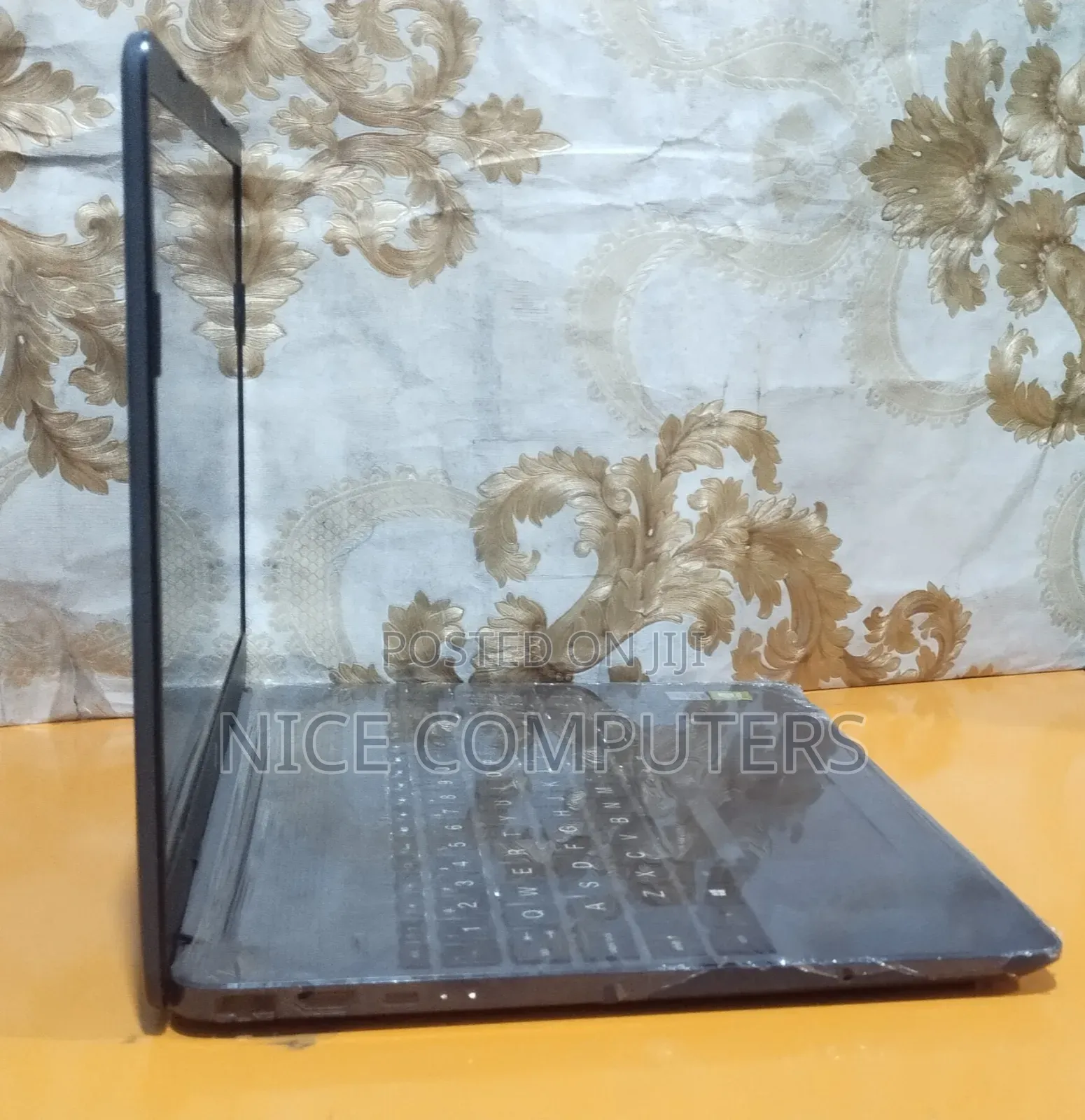 Laptop HP 15-dw1197nia 16GB Intel Core i7 SSD 256GB