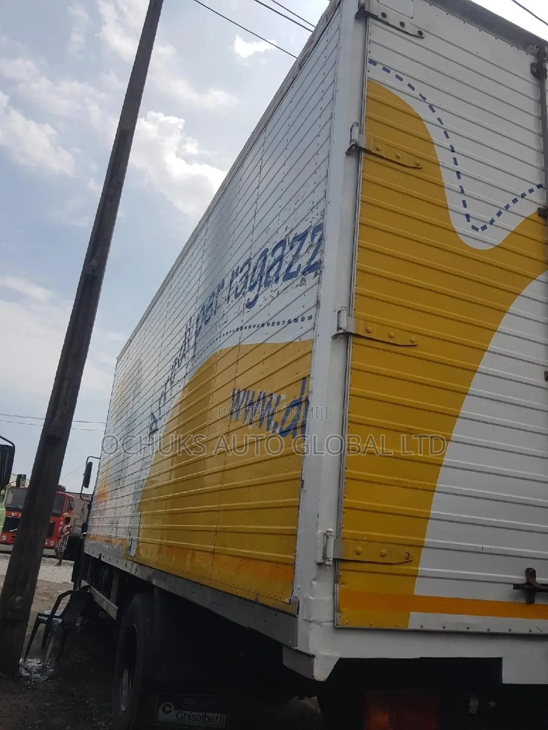 M/Benz Truck Container Body 1722 Model