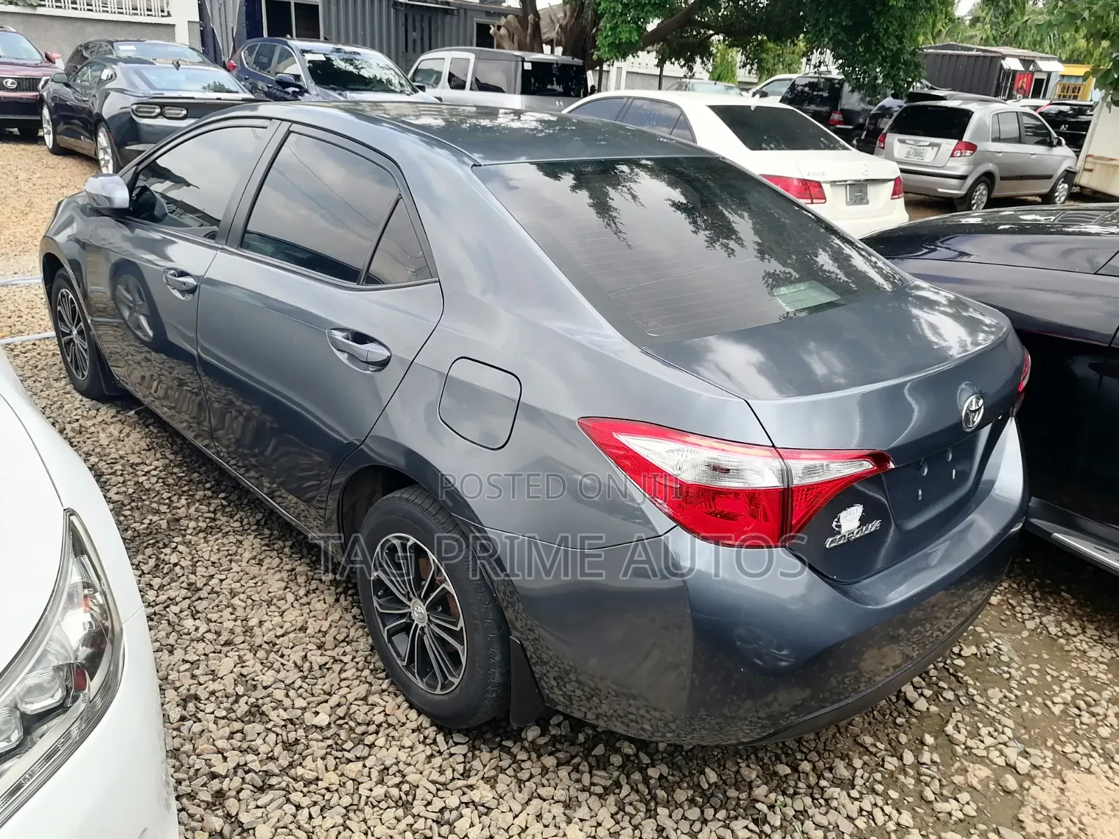 Toyota Corolla LE 4dr Sedan (1.8L 4cyl CVT) 2014 Gray