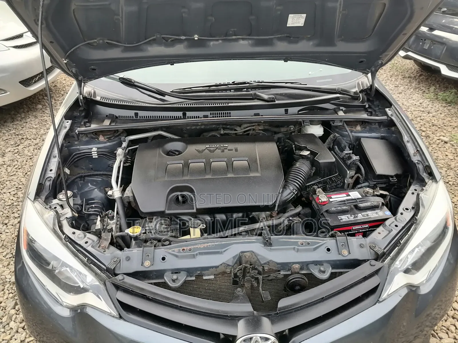 Toyota Corolla LE 4dr Sedan (1.8L 4cyl CVT) 2014 Gray
