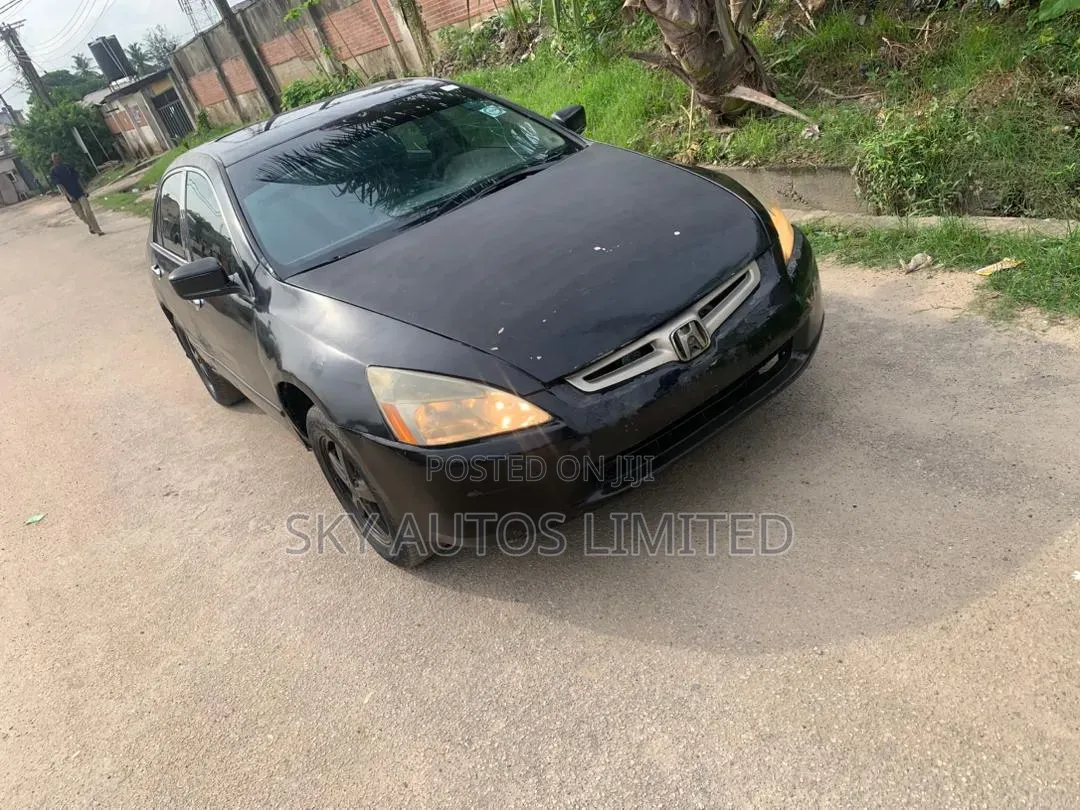 Honda Accord 2005 Black