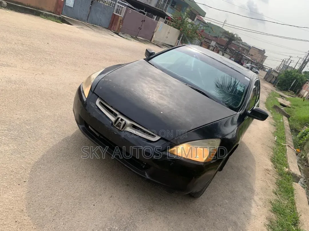 Honda Accord 2005 Black