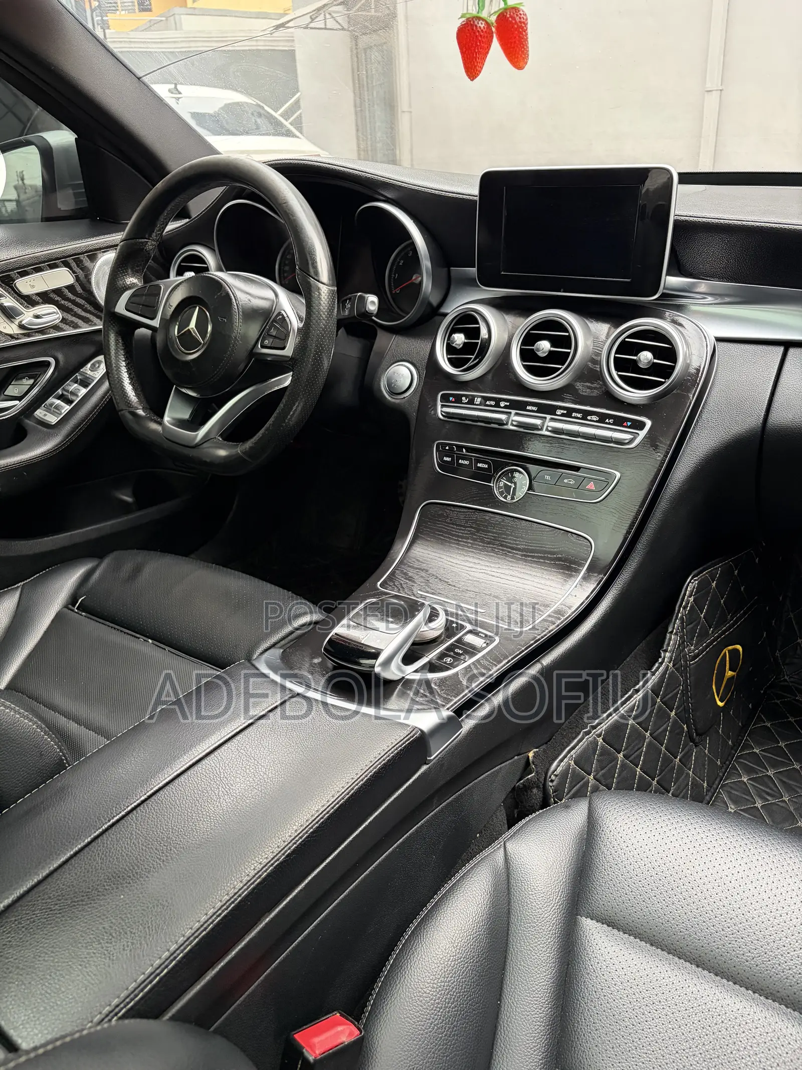 Mercedes-Benz C400 2016 Silver