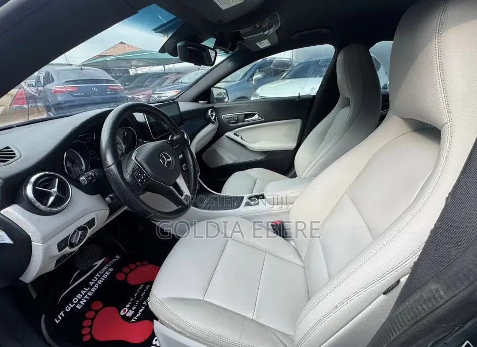 Mercedes-Benz CLA-Class 2014 Blue