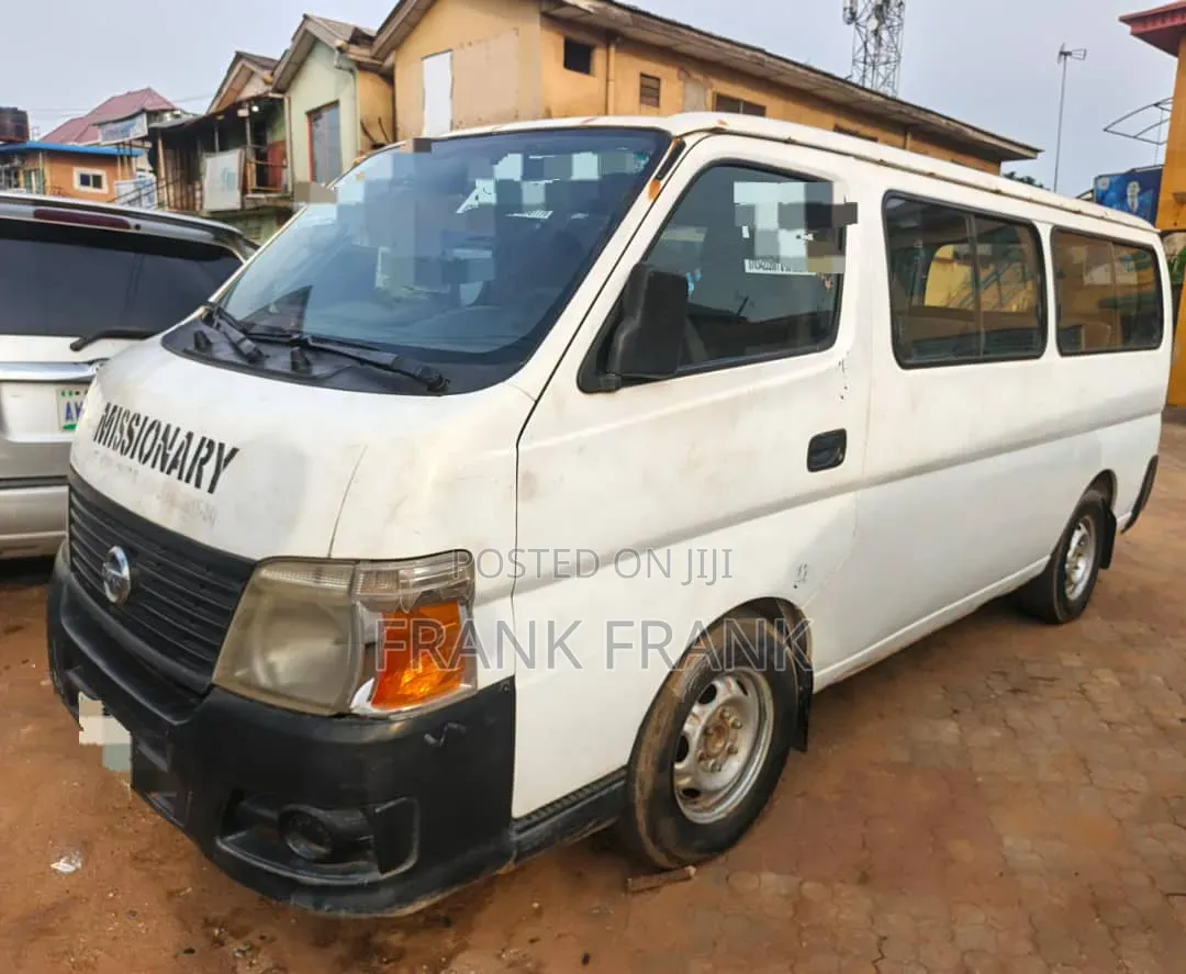 Nissan Caravan (Urvan) 2006 White