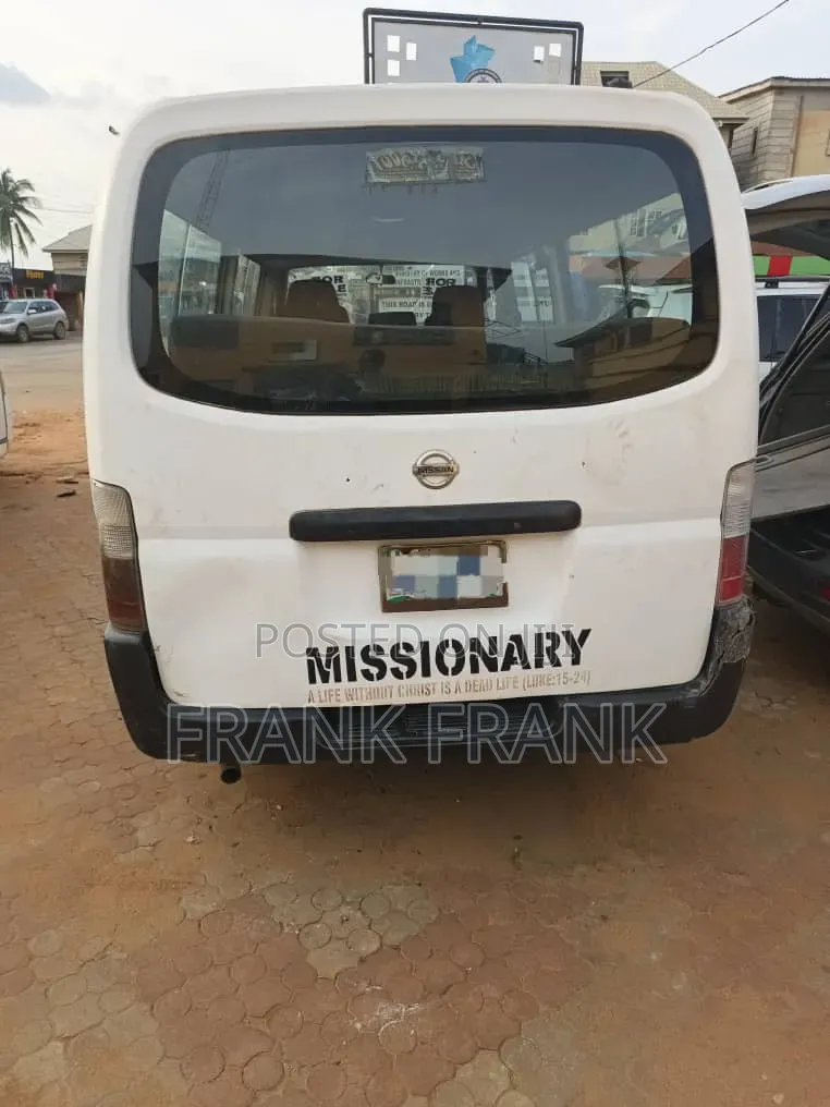Nissan Caravan (Urvan) 2006 White