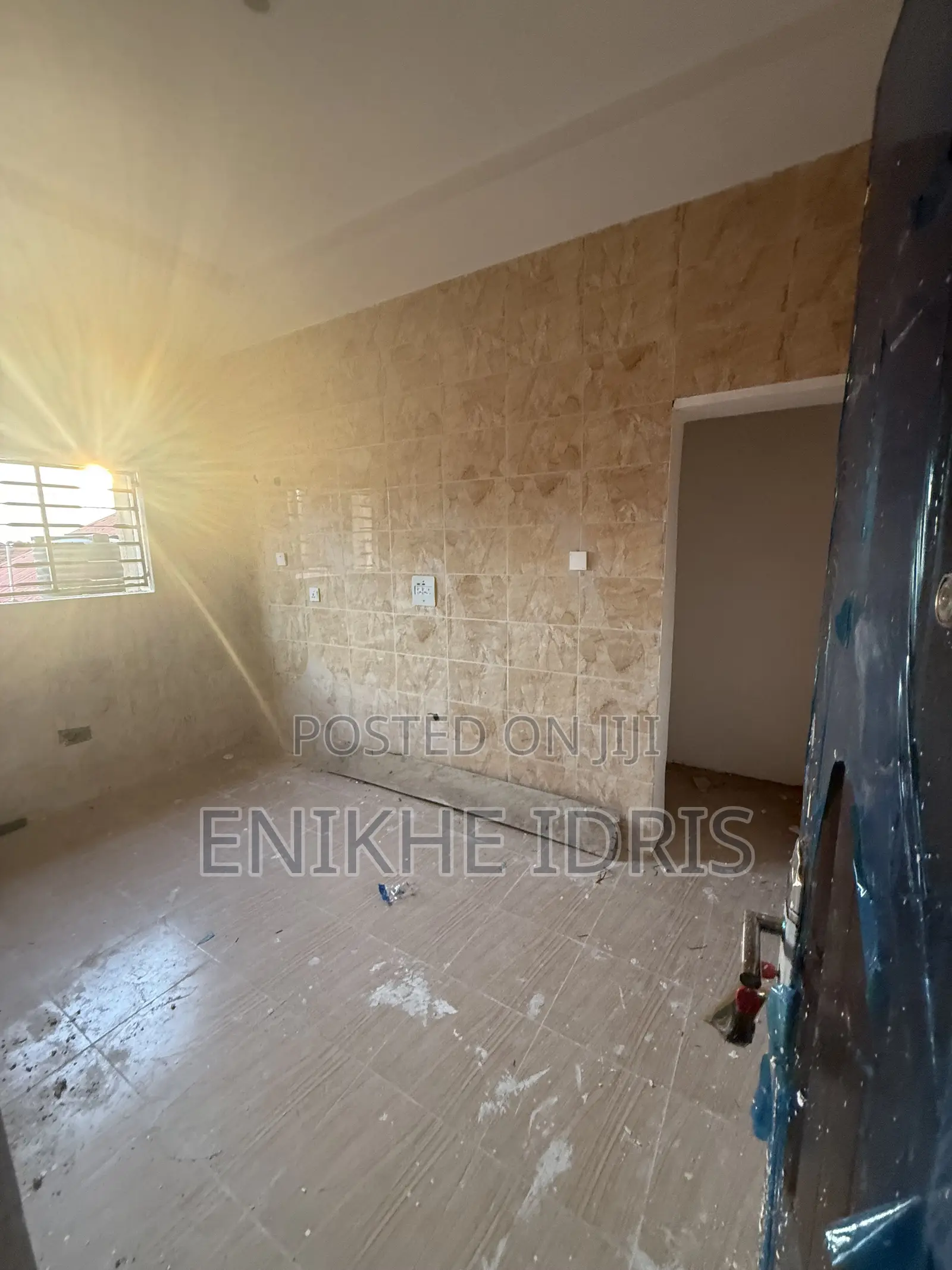 3bdrm Block of Flats in Beaufort Court, Lugbe District for sale
