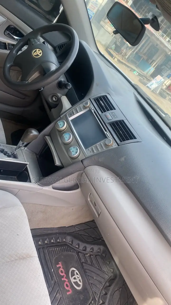 Toyota Camry 2.4 2008 Silver