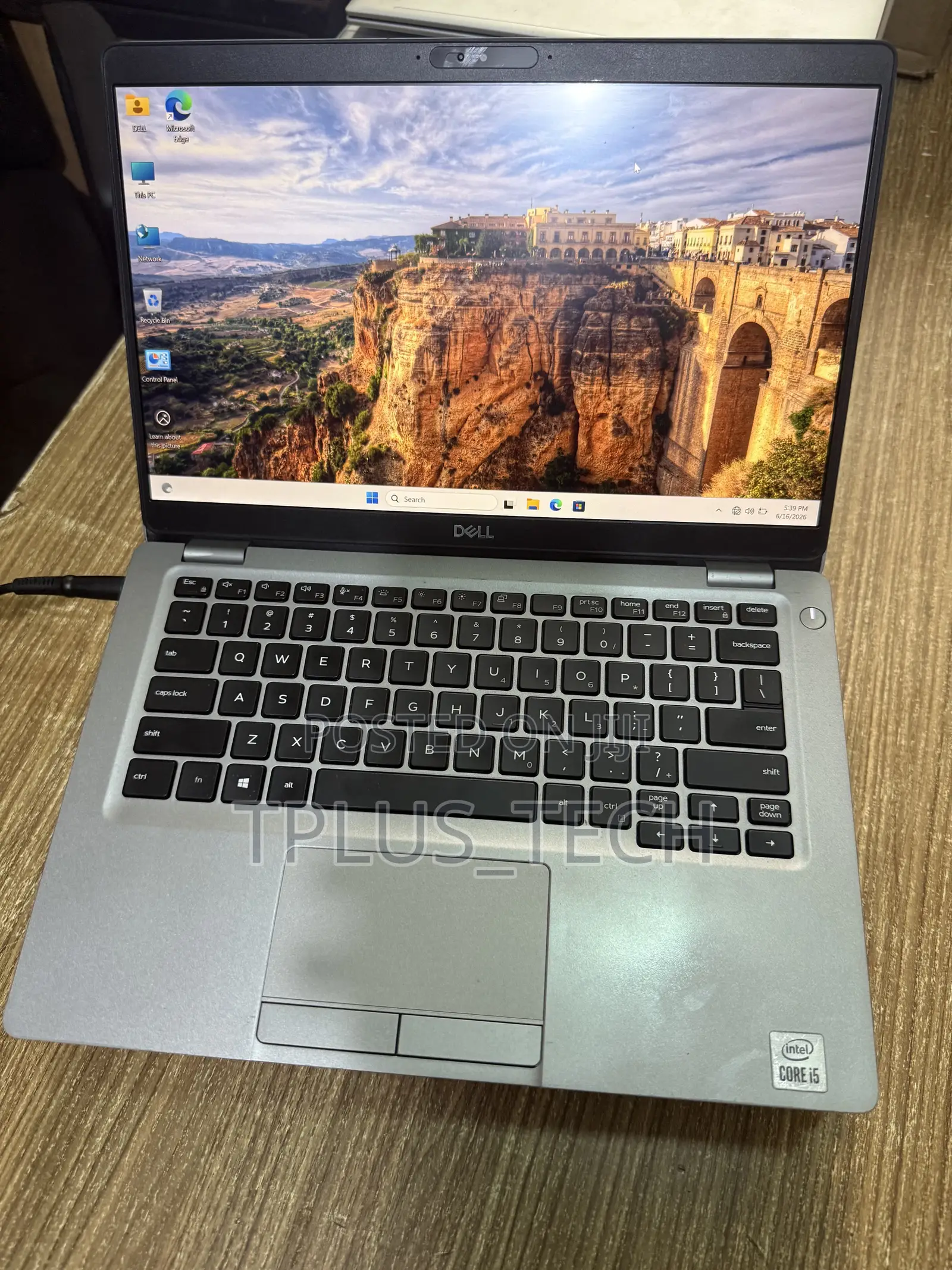 Laptop Dell Latitude 5310 16GB Intel Core i5 SSD 256GB