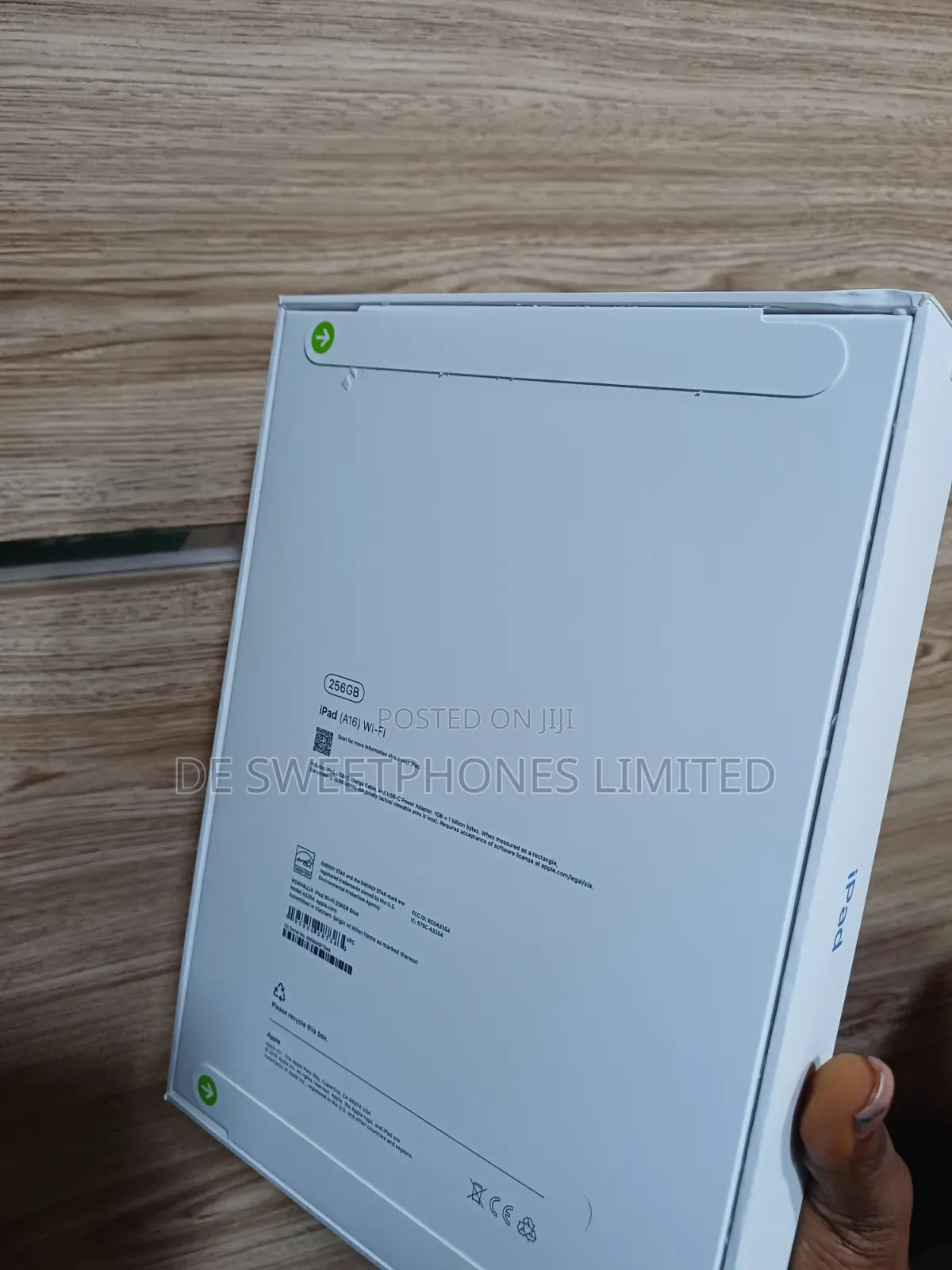 New Apple iPad (2025) 256 GB Blue
