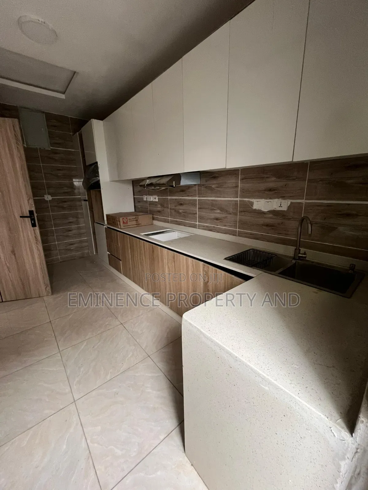 4bdrm Duplex in VGC / Ajah for rent