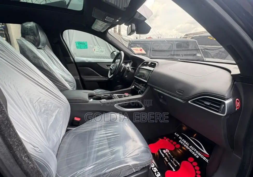 Jaguar F-Pace 2017 Black