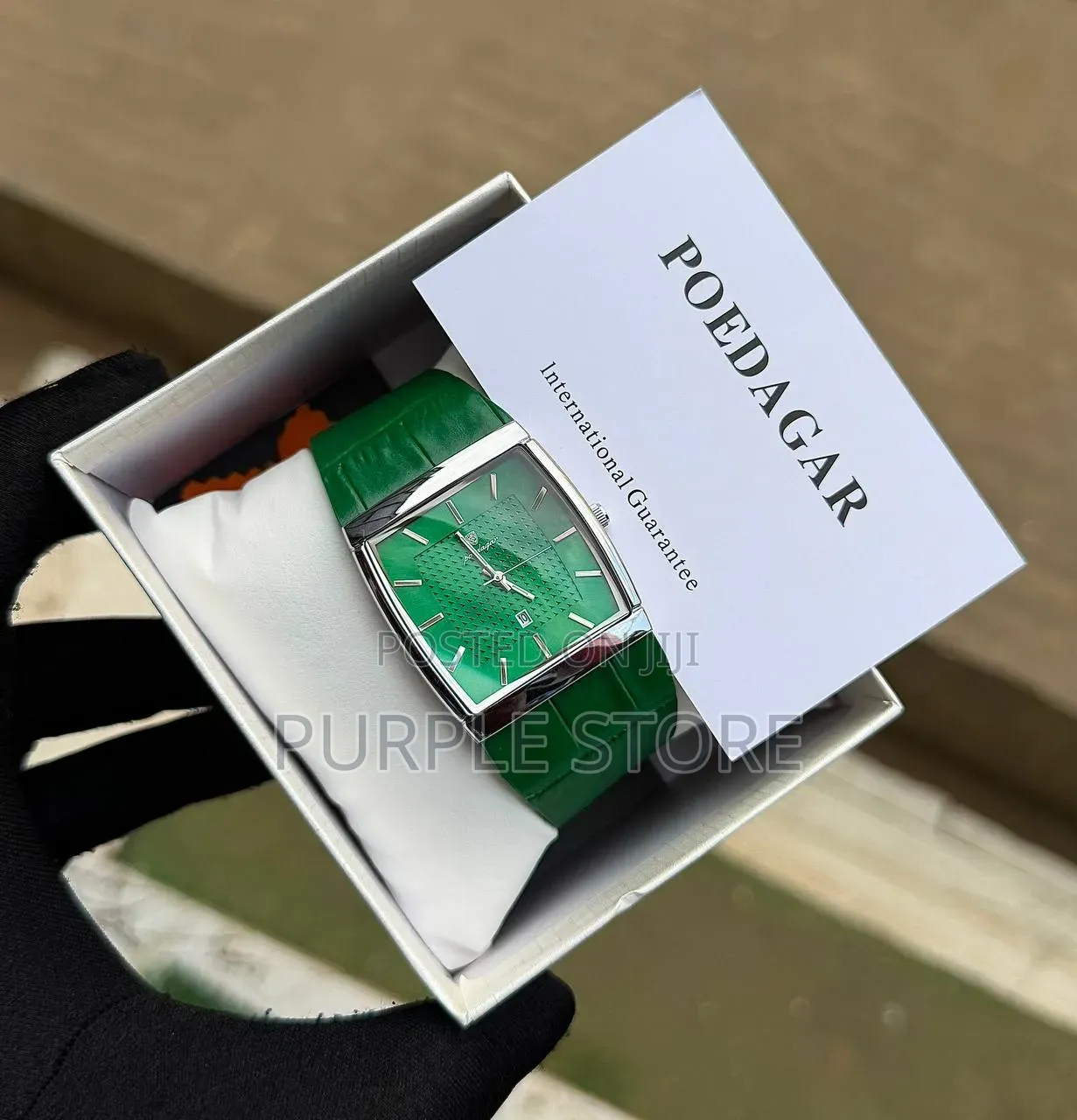 Poedagar Luxury Square Dial Leather Watches