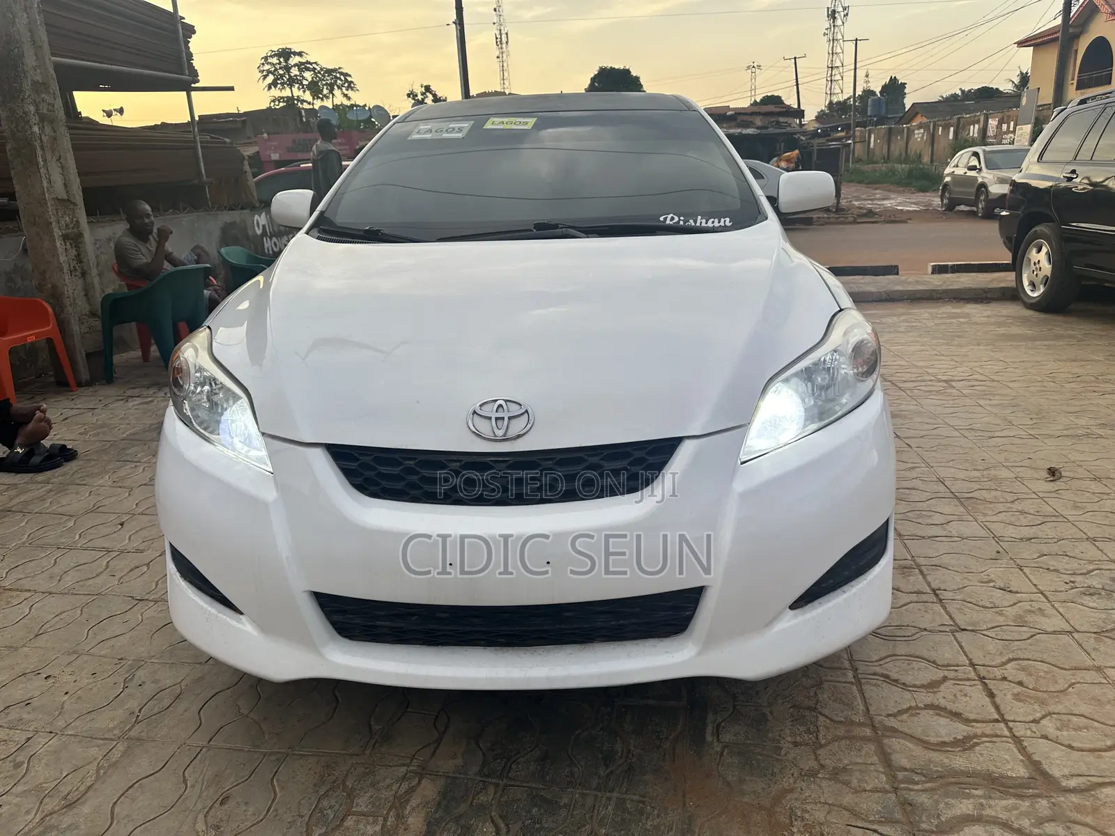 Toyota Matrix XR Hatchback FWD (1.8L 4cyl 4A) 2008 White