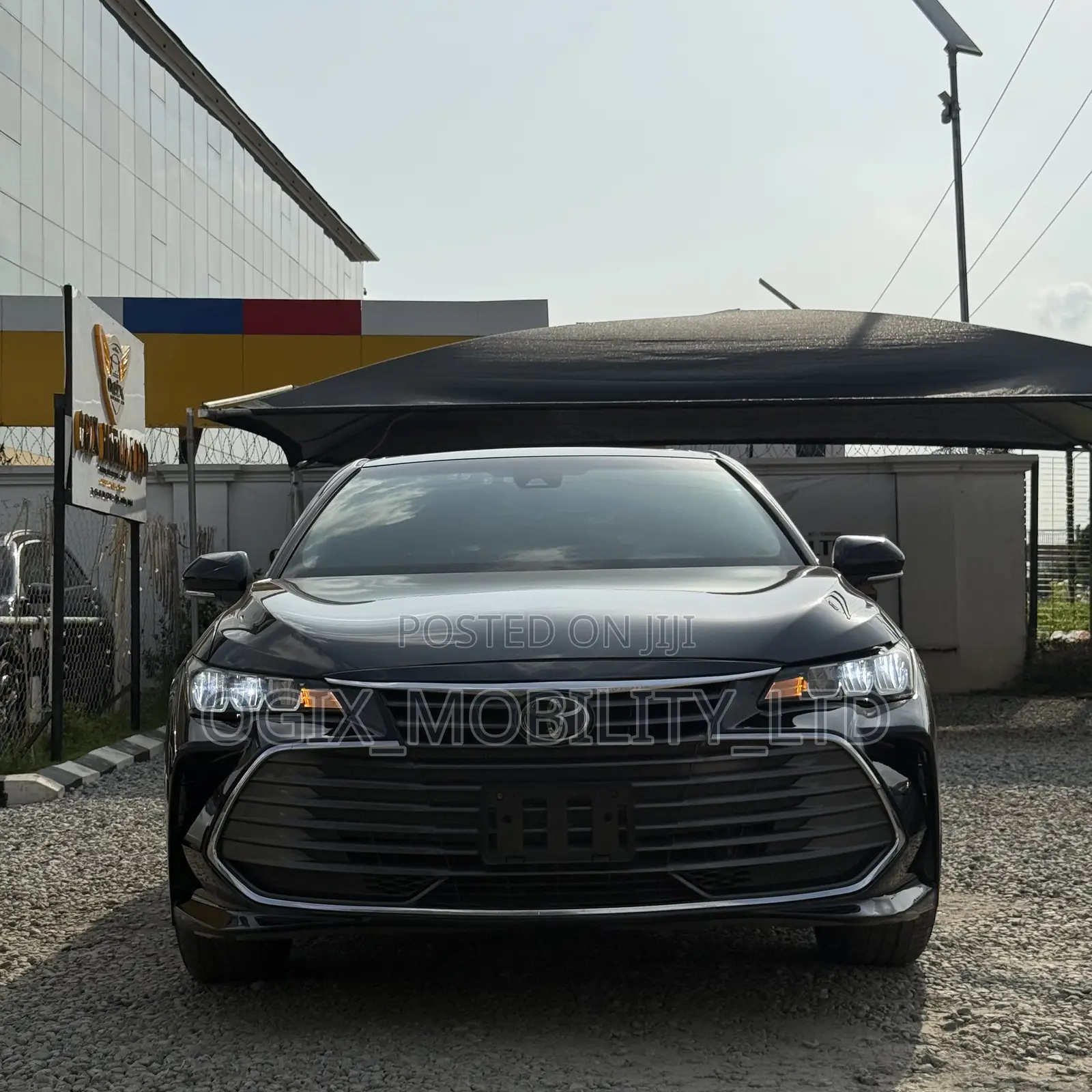 Toyota Avalon XLE FWD Sedan (3.5L V6 8A) 2019 Black