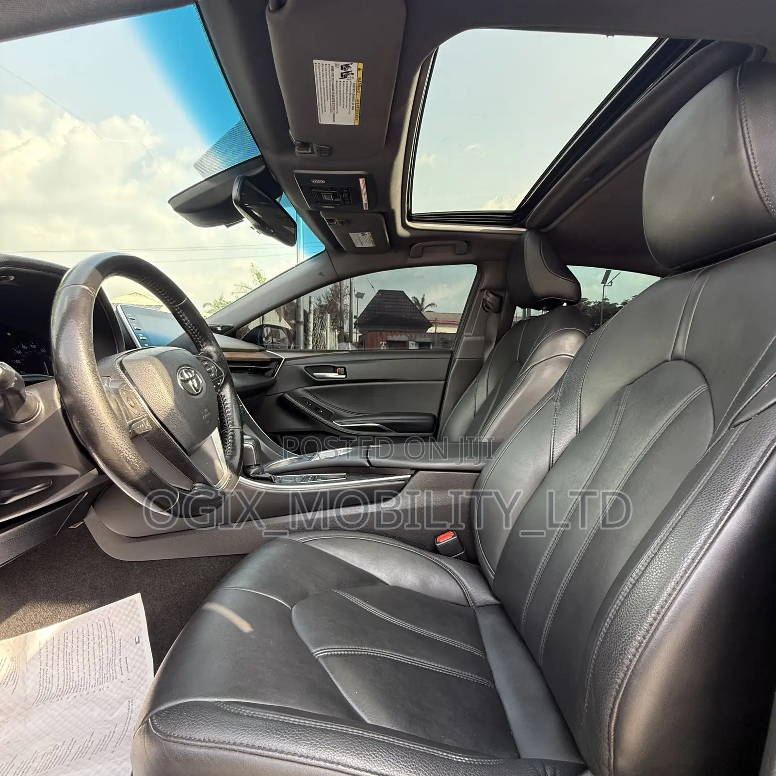 Toyota Avalon XLE FWD Sedan (3.5L V6 8A) 2019 Black