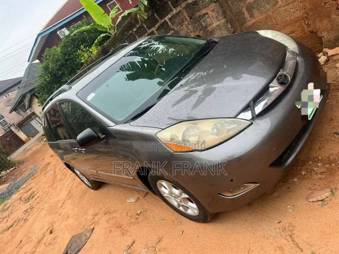 Toyota Sienna 2006 Gray