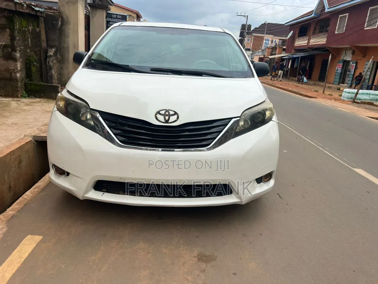Toyota Sienna 2013 White