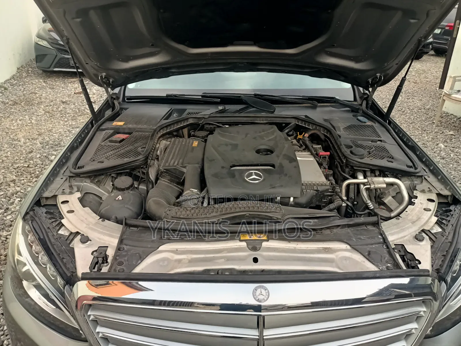 Mercedes-Benz C300 2015 Gray