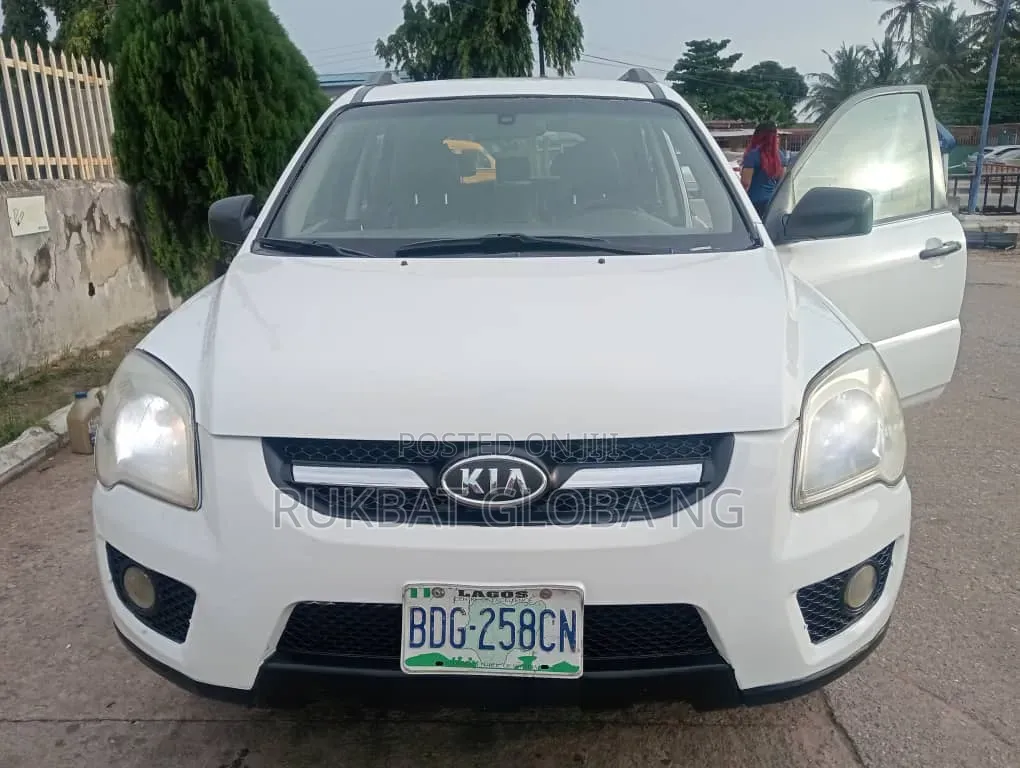 Kia Sportage 2009 White