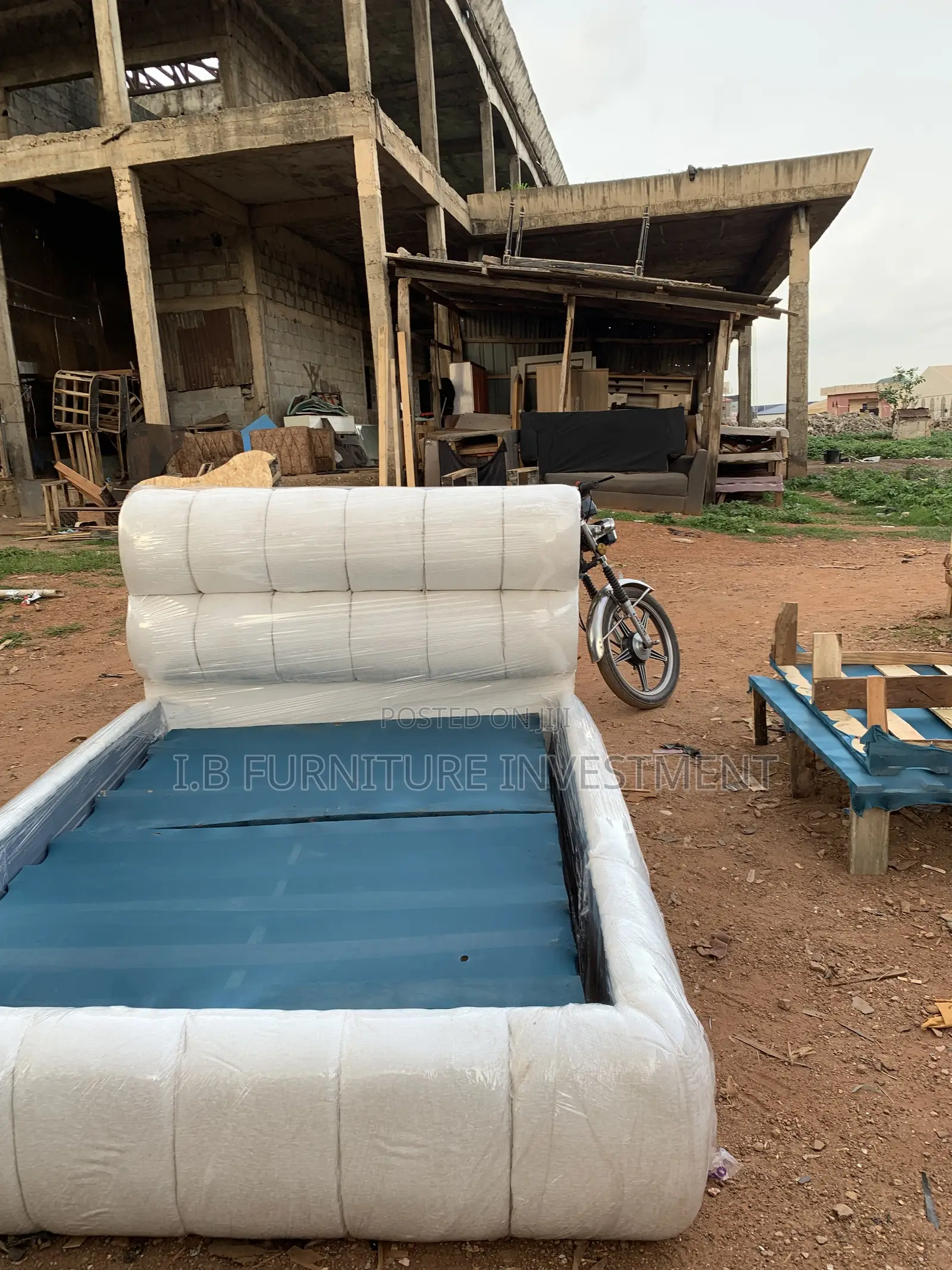 4.5 by 6 Padd Bedframe