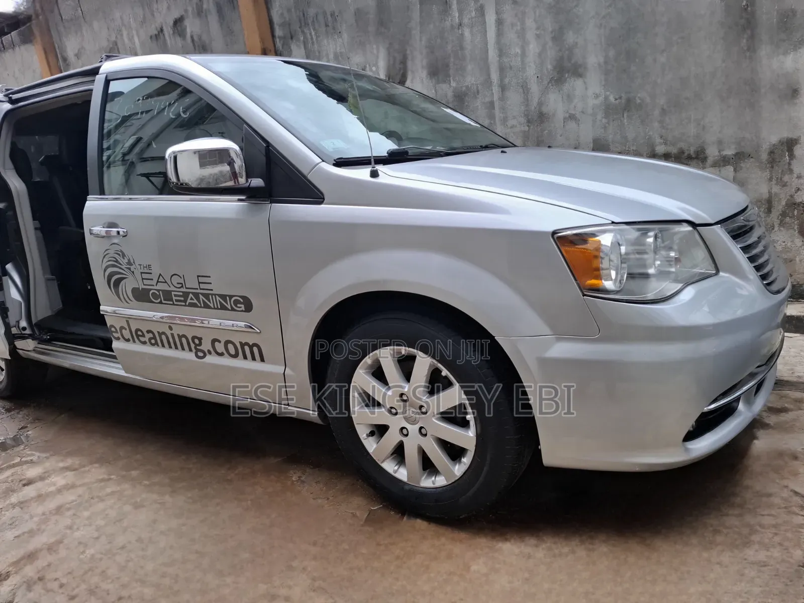 Chrysler Town&Country 3.6 2WD 2012 Silver