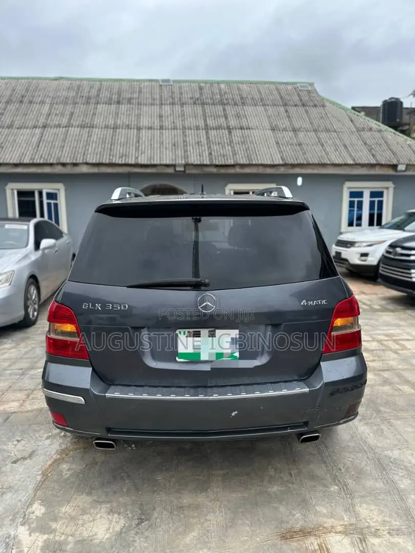 Mercedes-Benz GLK-Class 2010 Gray