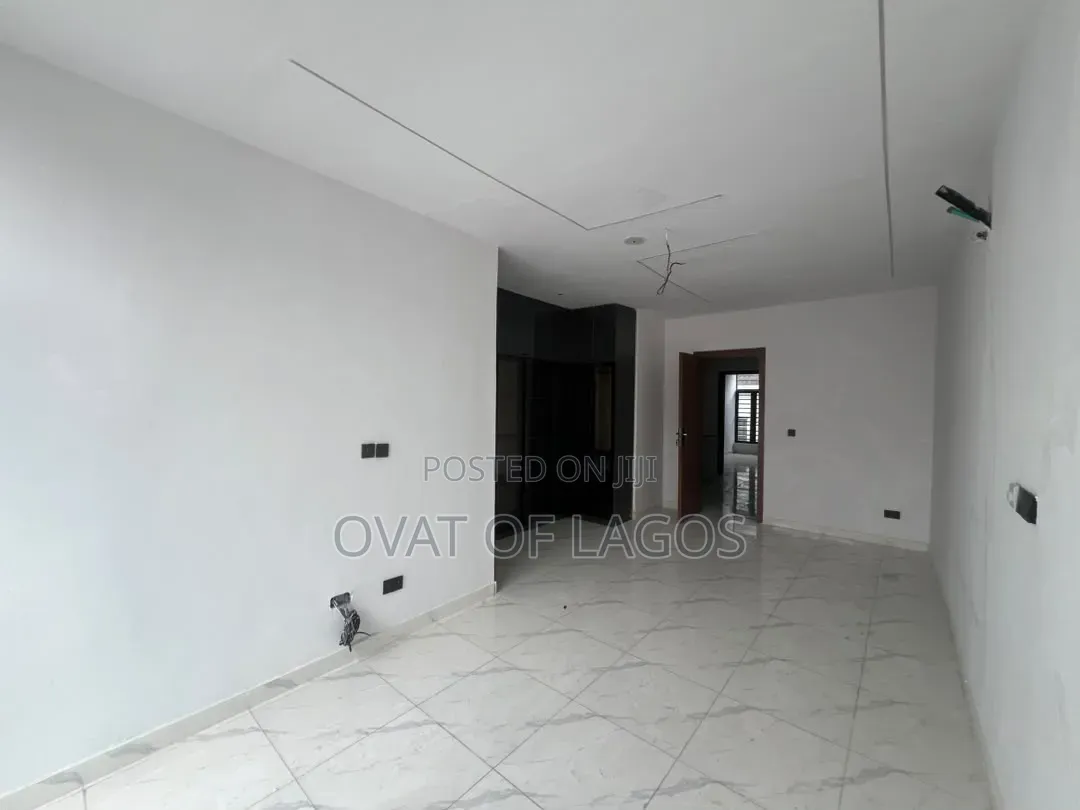 2bdrm Duplex in Lekki Scheme 2 for sale