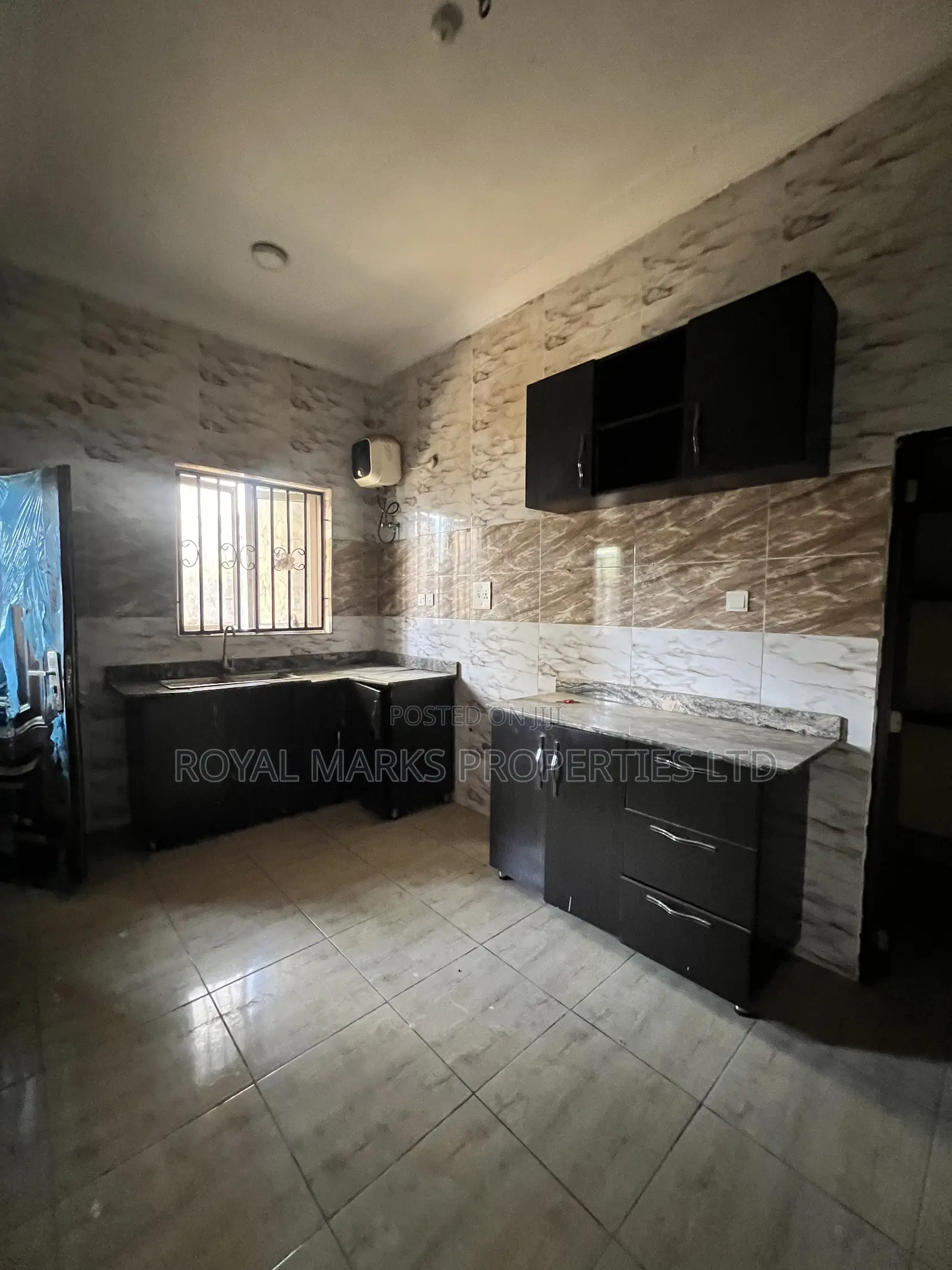 2bdrm Block of Flats in Jahi for rent