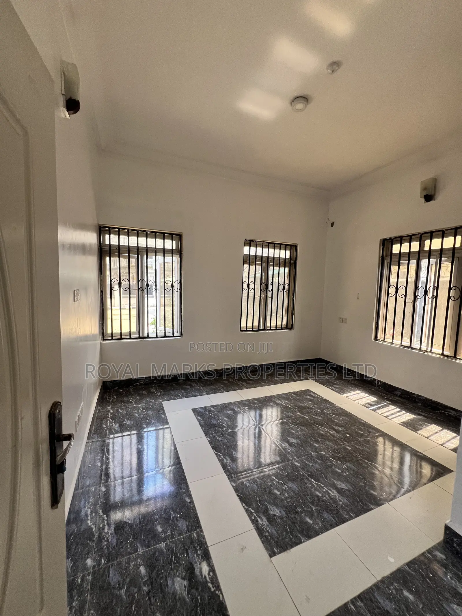 2bdrm Block of Flats in Jahi for rent