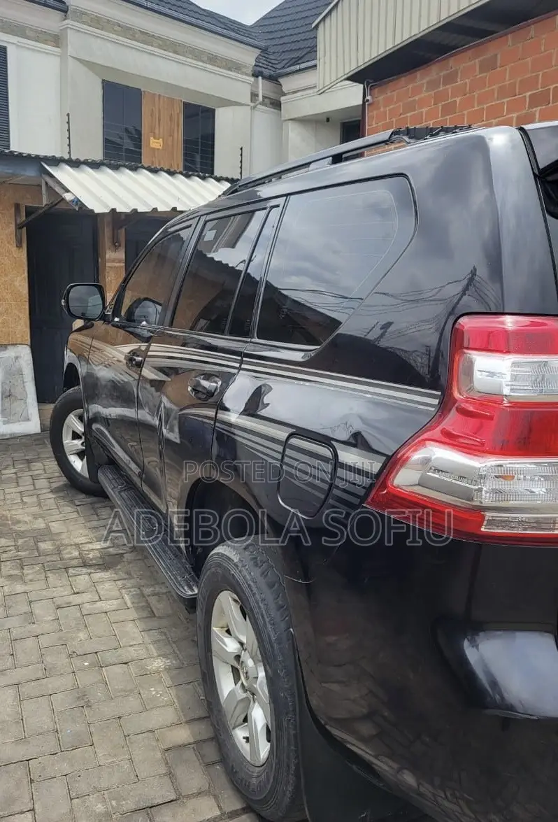 Toyota Land Cruiser Prado 4.0 Petrol TX-L 2015 Black