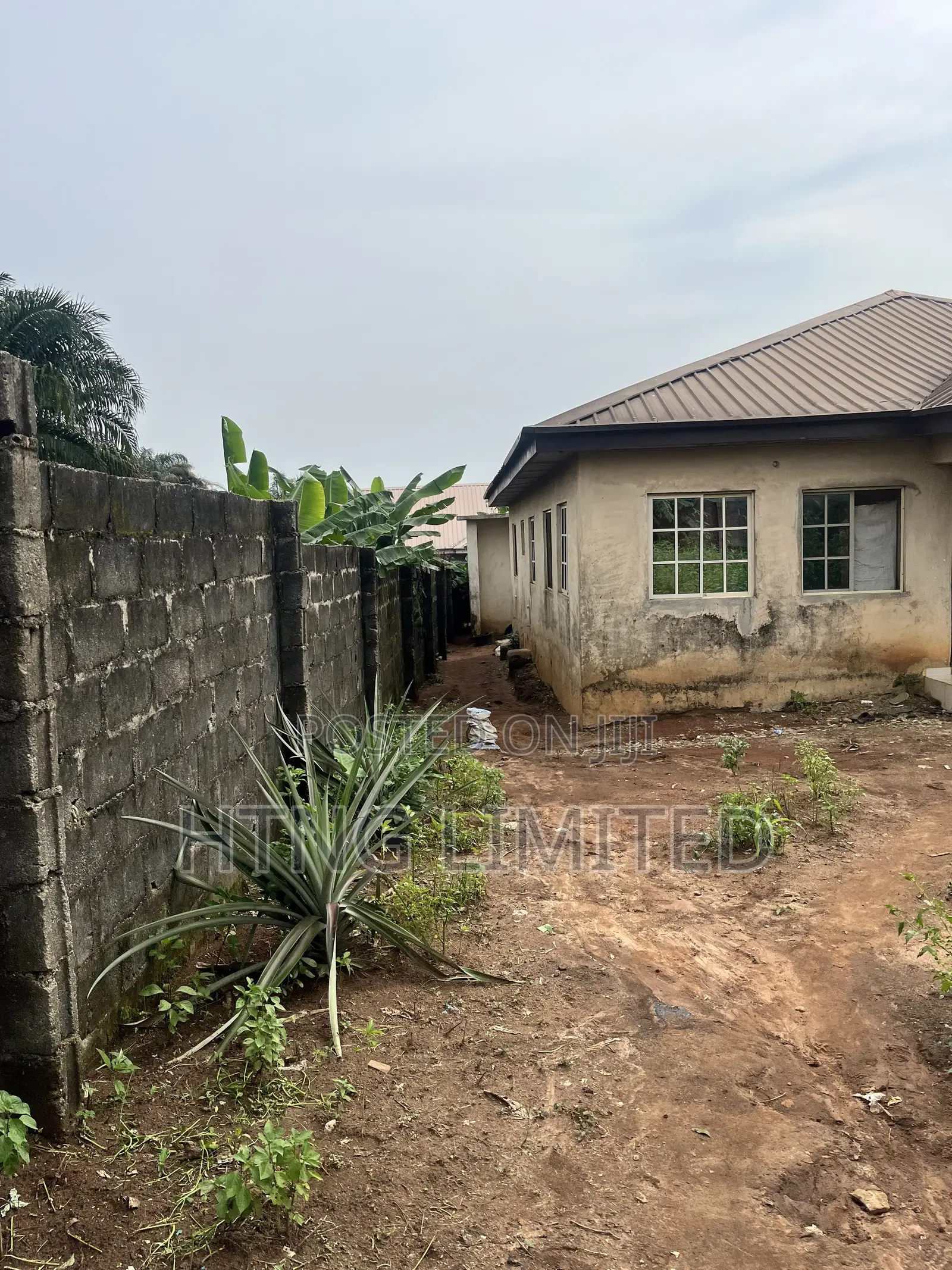 3bdrm Bungalow in Awesu, Igbogbo for sale