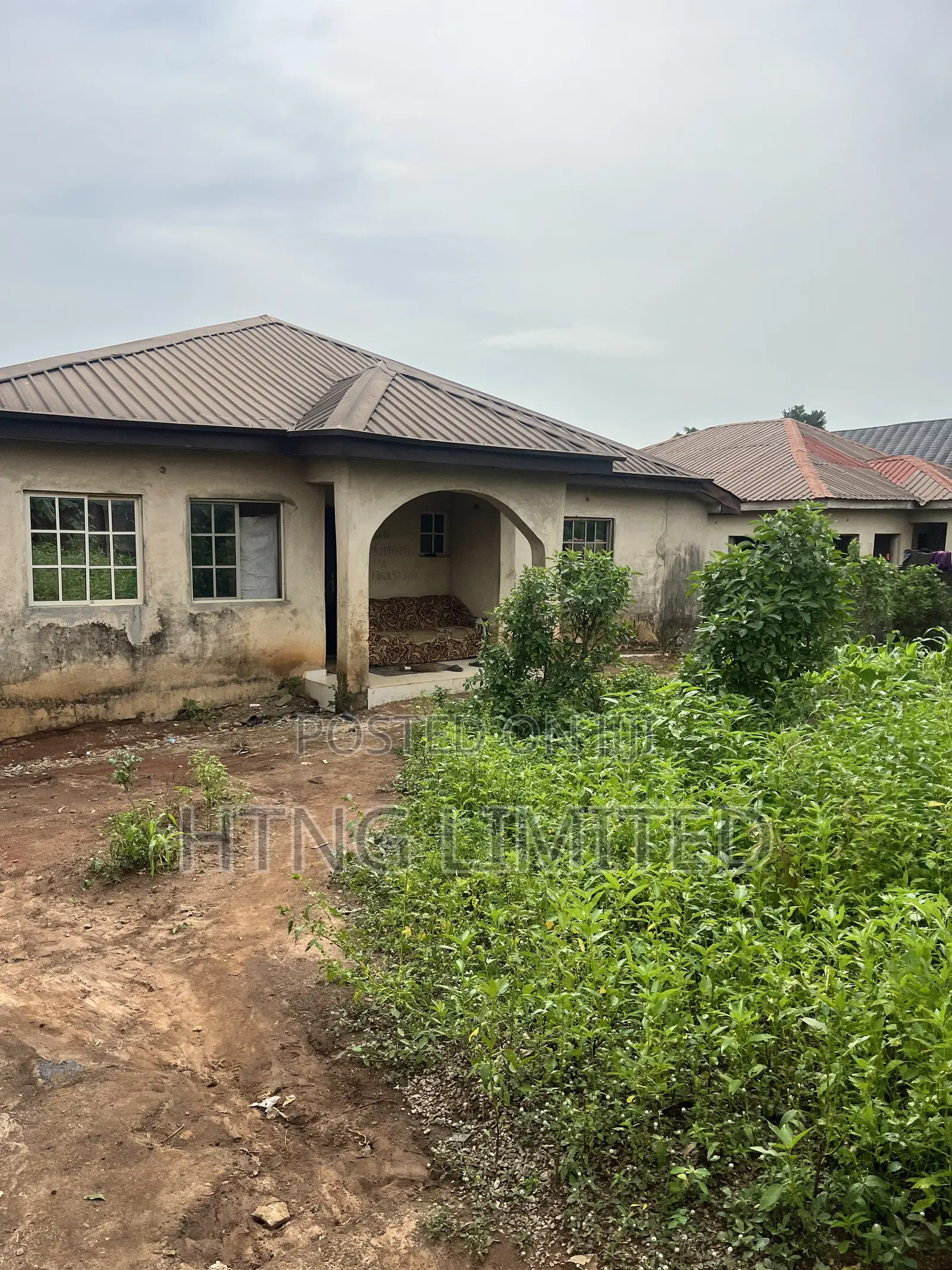 3bdrm Bungalow in Awesu, Igbogbo for sale