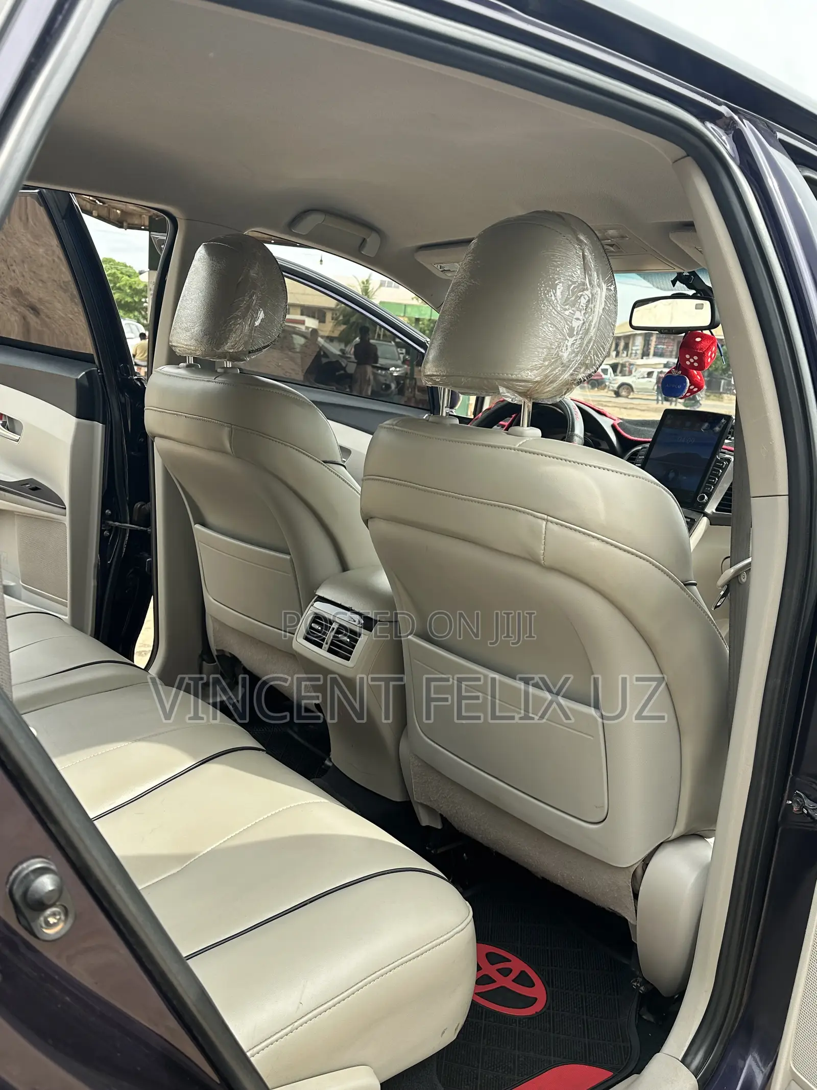 Toyota Venza V6 AWD 2011 Purple