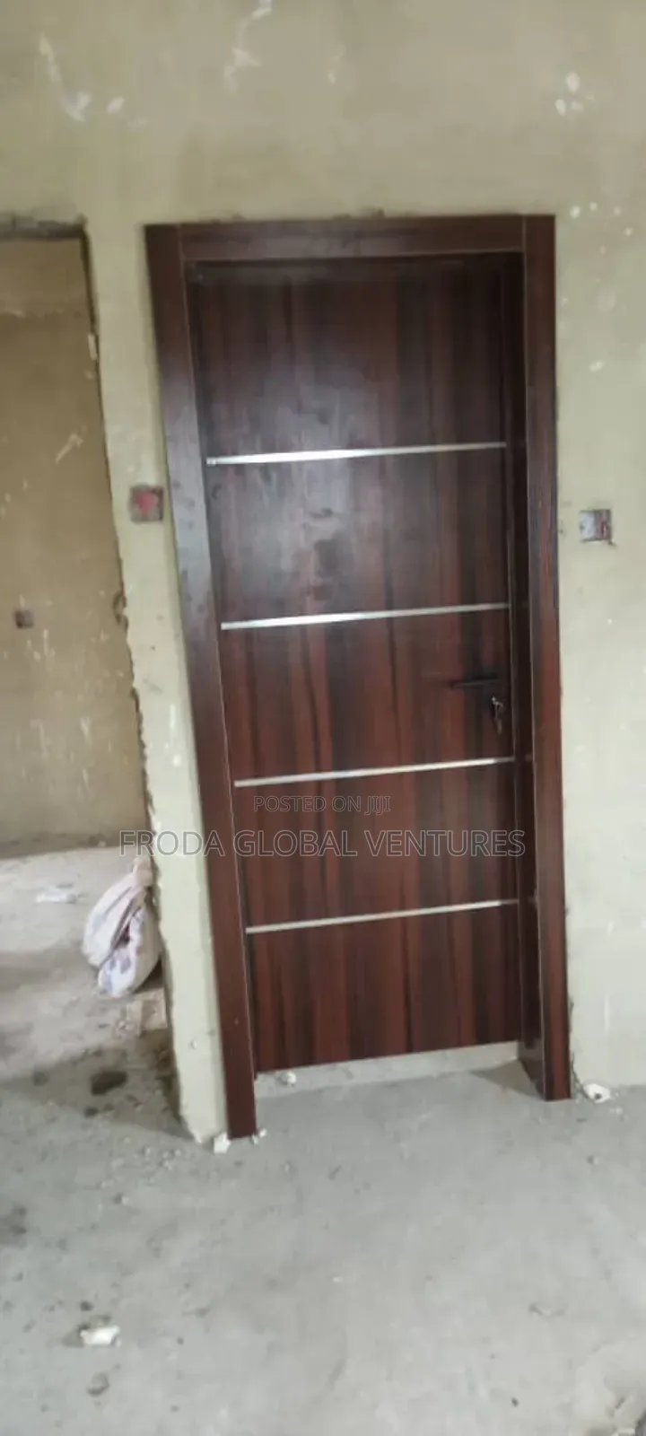 Hdf Plywooden Doors With Frames, Handles, Locks, Accessories. 3by7ft