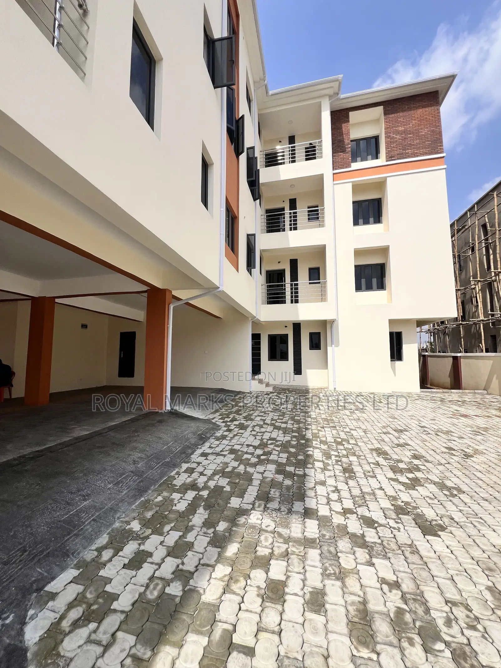 3bdrm Block of Flats in Katampe (Main) for sale