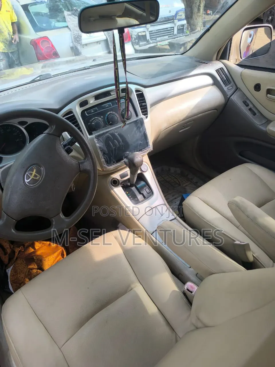 Toyota Highlander 4x4 2005 Gold