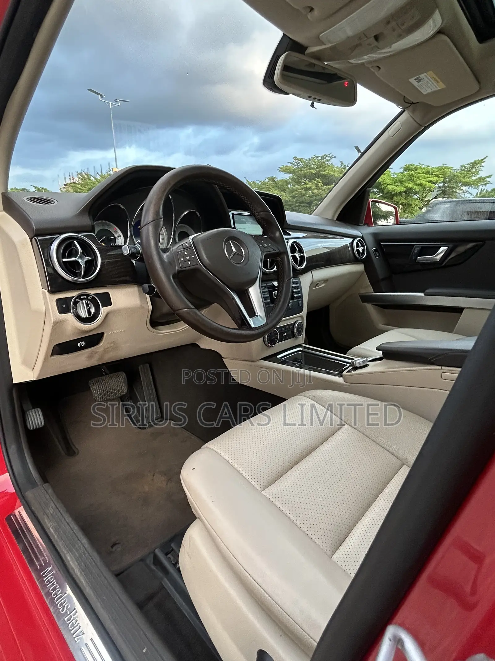 Mercedes-Benz GLK-Class Base GLK 350 4dr AWD 4MATIC (3.5L 6cyl 7A) 2015 Red
