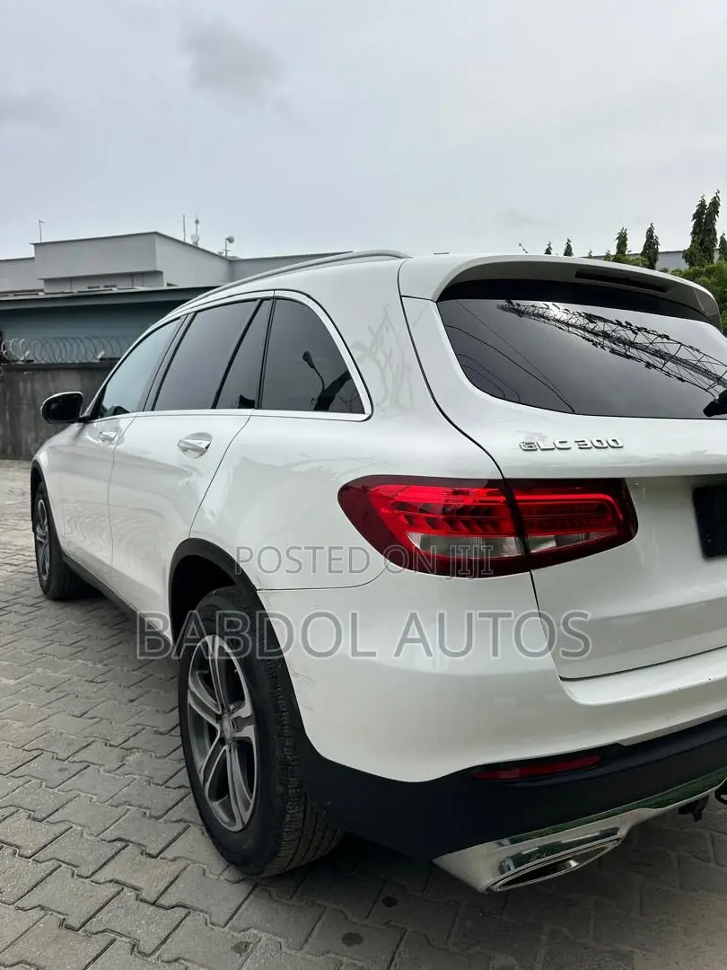 Mercedes-Benz GLC-Class 2017 White