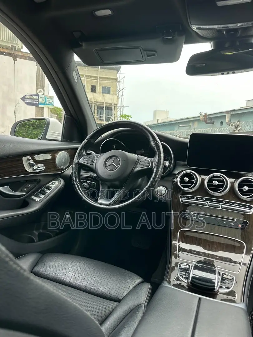 Mercedes-Benz GLC-Class 2017 White