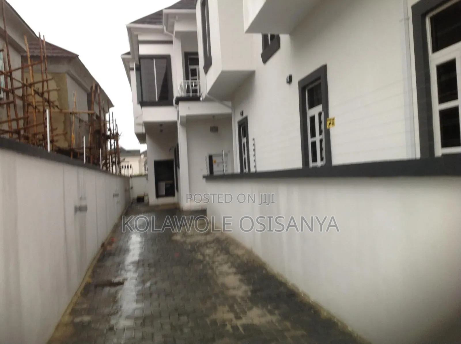 4bdrm Duplex in Ikota for sale