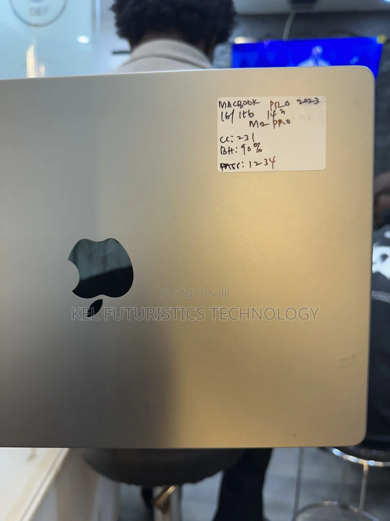 Laptop Apple MacBook Pro 2023 M2 Pro 16GB Apple M2 SSD 1T
