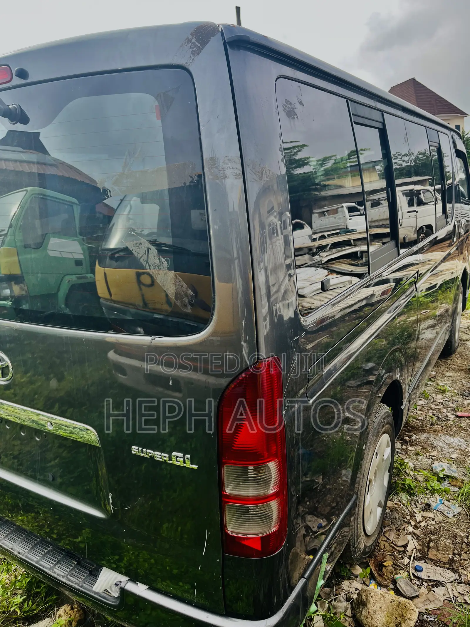 Toyota HiAce 2016 Grey