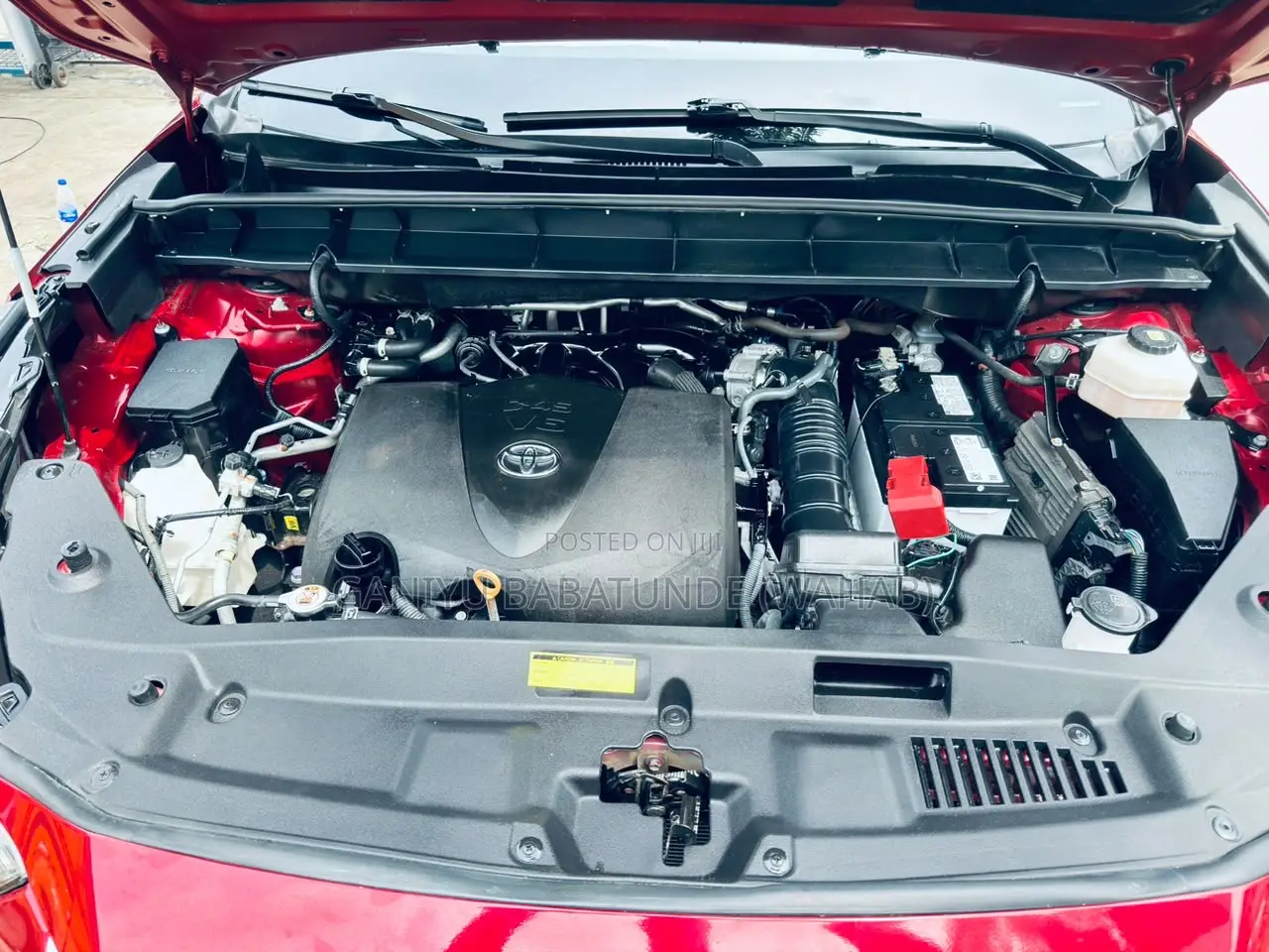 Toyota Highlander XLE 2021 Red