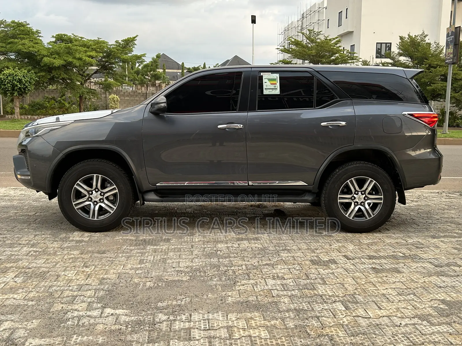 Toyota Fortuner 2.7 AWD 2024 Gray