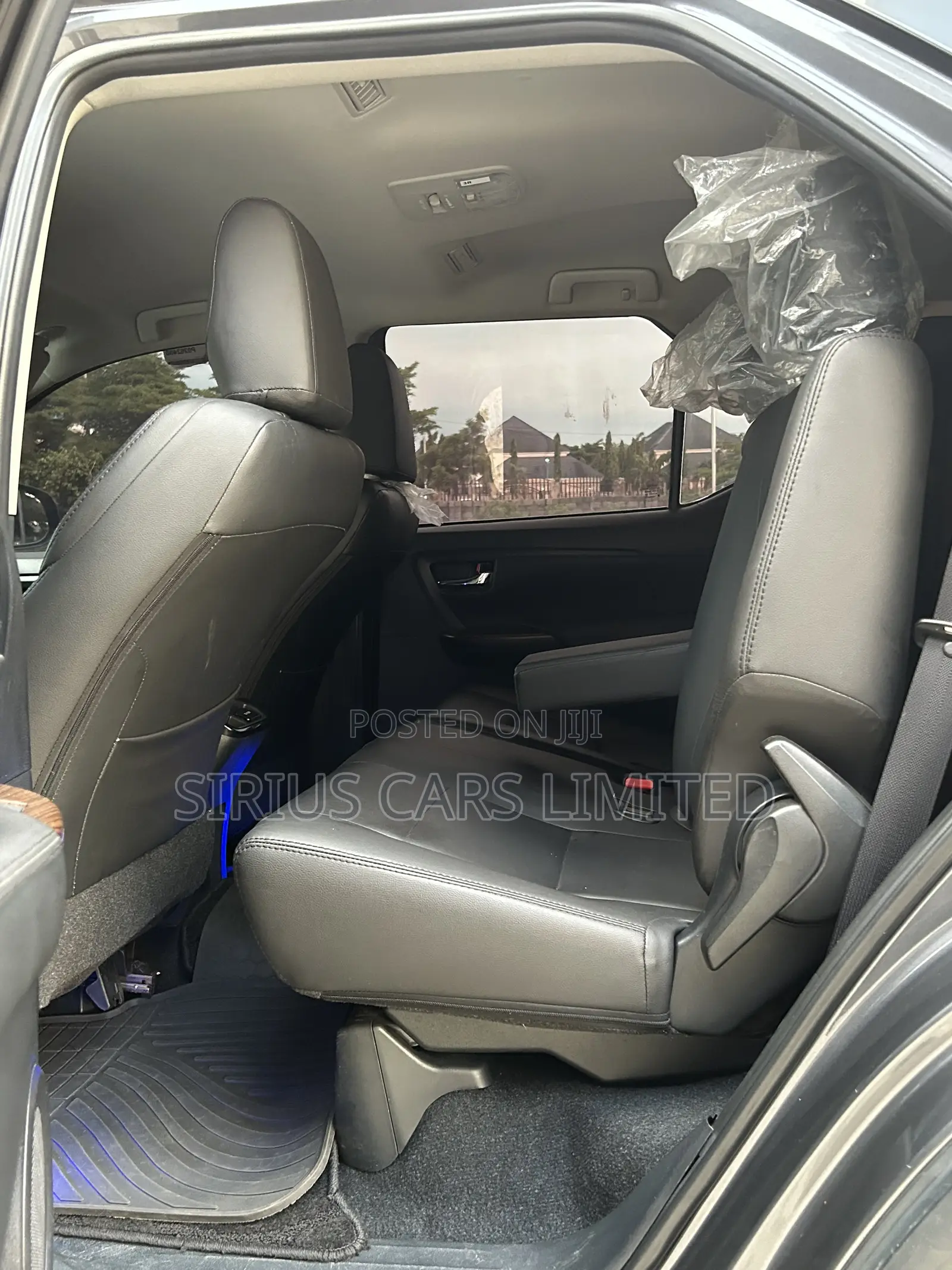 Toyota Fortuner 2.7 AWD 2024 Gray