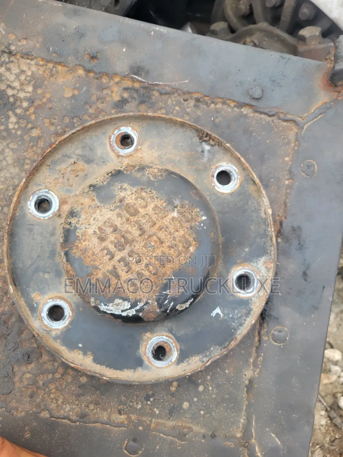 Bevel Cover for Granite 6holes Mack
